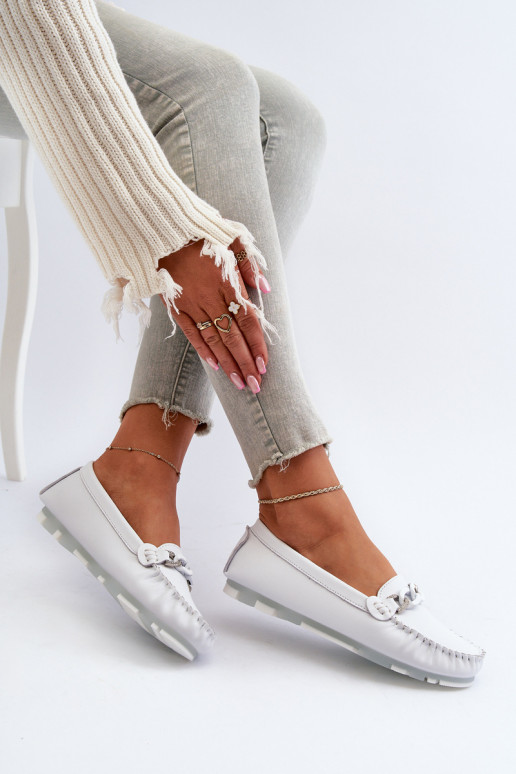 Damenmokassins mit Ornamenten in weißer Farbe S.Barski LR339 Damenmokassins mit Ornamenten in weißer Farbe S.Barski LR339