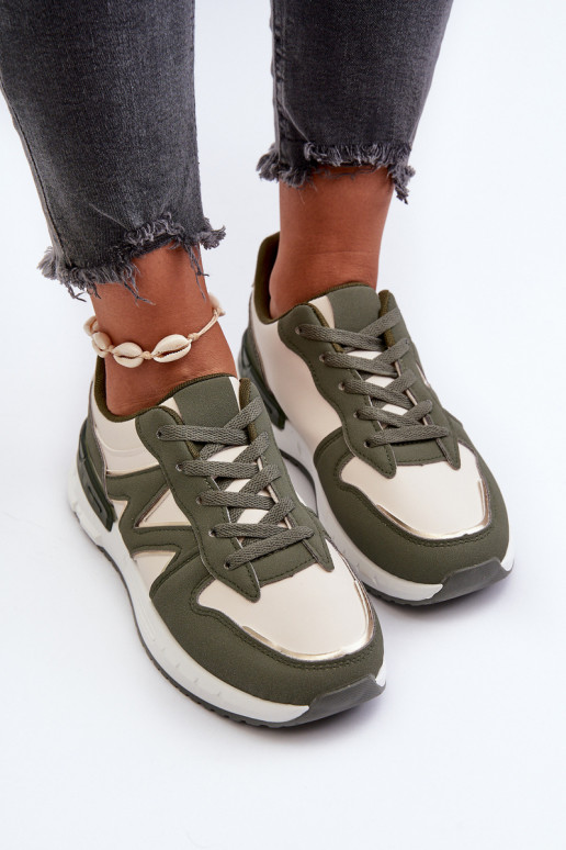 Sneakers-Modellschuhe aus Öko-Leder in grüner Farbe Kaimans