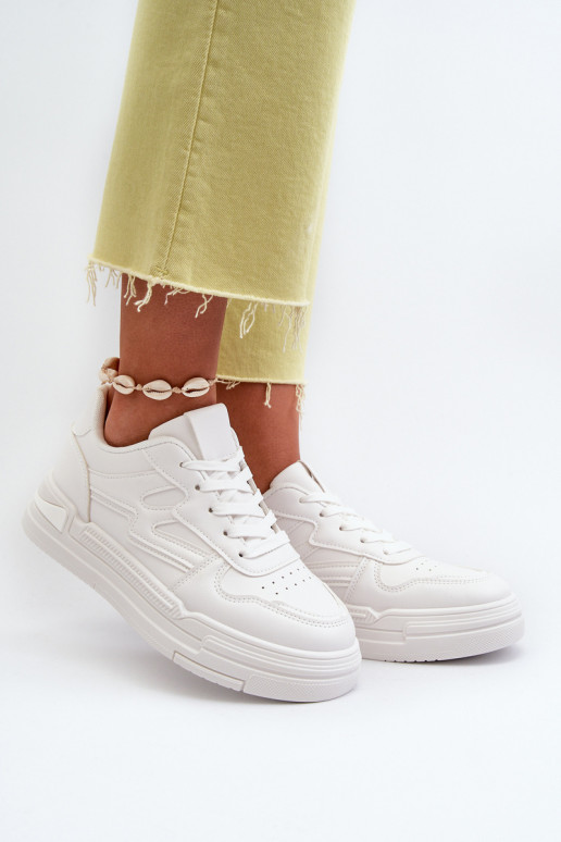 Sneakers-Modellschuhe mit Plateau aus Öko-Leder in der Farbe Weiß Lynnette Sneakers-Modellschuhe mit Plateau aus Öko-Leder in der Farbe Weiß Lynnette