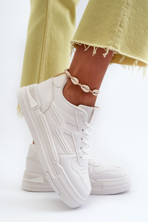 Sneakers-Modellschuhe mit Plateau aus Öko-Leder in der Farbe Weiß Lynnette Sneakers-Modellschuhe mit Plateau aus Öko-Leder in der Farbe Weiß Lynnette