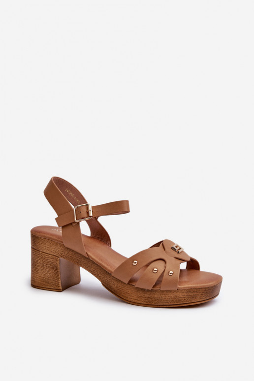 Damensandalen mit Absatz aus Öko-Leder in der braunen Farbe Assames Damensandalen mit Absatz aus Öko-Leder in der braunen Farbe Assames