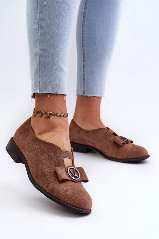 Niedrige Damenschuhe aus Bio-Wildleder mit Verzierung, braun von Hadiena Niedrige Damenschuhe aus Bio-Wildleder mit Verzierung, braun von Hadiena