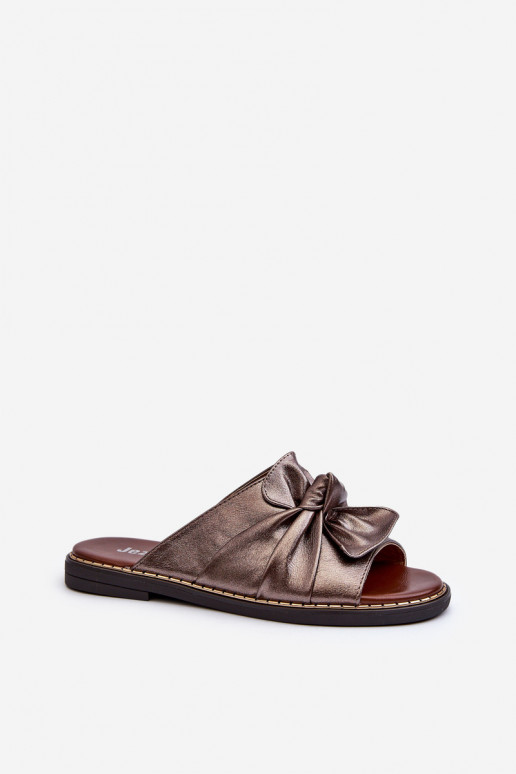 Damenhausschuhe mit breiten Absätzen in Kupferfarbe von Nelvira