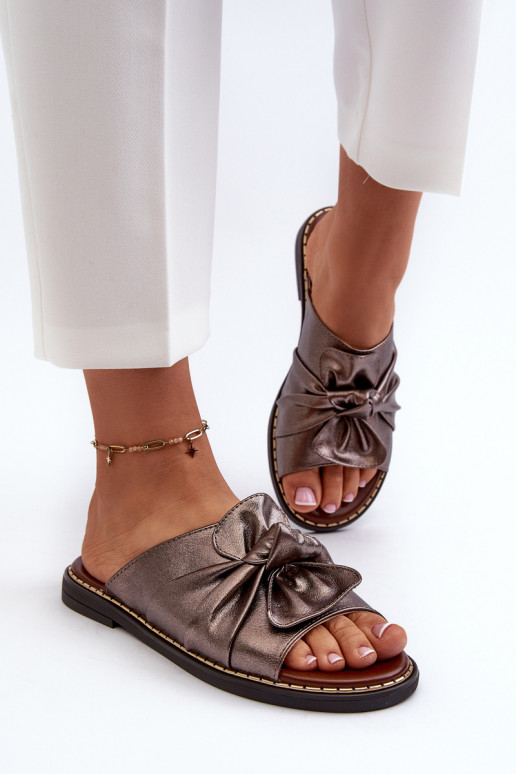 Damenhausschuhe mit breiten Absätzen in Kupferfarbe von Nelvira