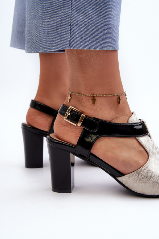 Damen-Sandalen mit hohen Absätzen aus Öko-Leder in der goldschwarzen Farbe Queenmarie