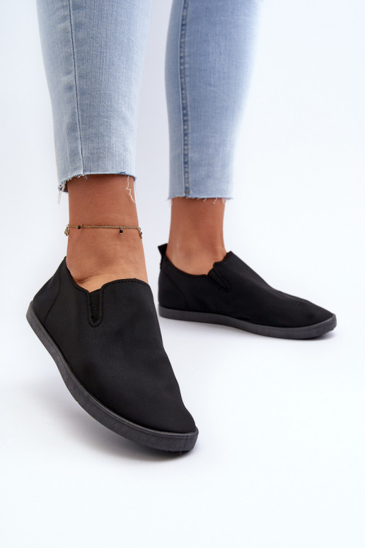Sneakers Freizeitschuhe Slip-On schwarz Farbe Lovinia Sneakers Freizeitschuhe Slip-On schwarz Farbe Lovinia