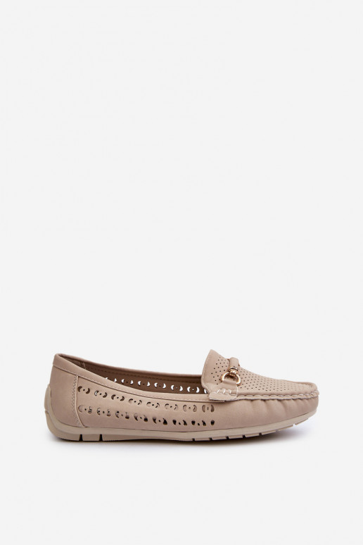 Durchbrochene Damenmokassins mit Verzierungen in Beige von Kaydance Durchbrochene Damenmokassins mit Verzierungen in Beige von Kaydance