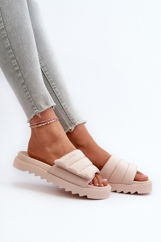 Hausschuhe mit Plateau Big Star NN274773 beige