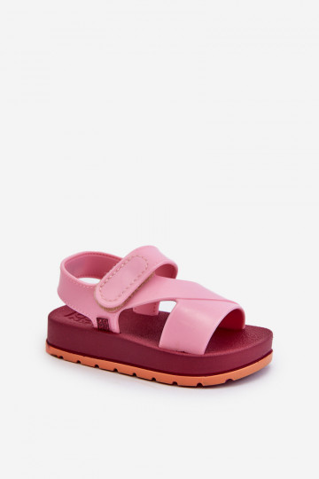 Kindersandalen mit Klebeverschlüssen LL385001 rosa Farbe 2