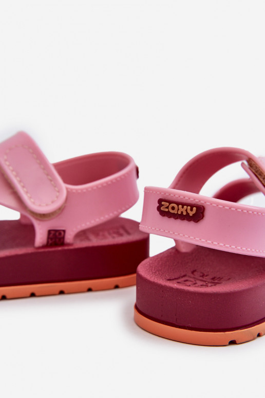 Kindersandalen mit Klebeverschlüssen LL385001 rosa Farbe
