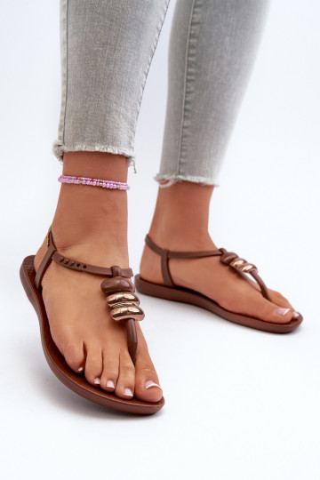 Flache Sandalen 83507 Ipanema Class Blown Up Sandal Fem braune Farbe