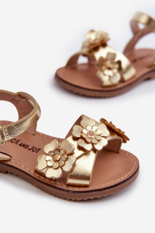 Sandalen Kinder Ozdobione mit Blumenmotiven mit Klebeverschlüssen goldfarben Fagossa Sandalen Kinder Ozdobione mit Blumenmotiven mit Klebeverschlüssen goldfarben Fagossa