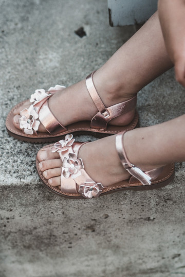 Sandalen Kinder Ozdobione mit Blumenmotiven mit Klebeverschlüssen rosa Fagossa 2