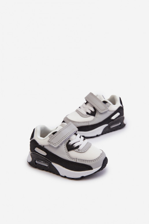 Kinder-Sneaker-Modellschuhe mit Klebeverschlüssen in der grauen Farbe Krissandra