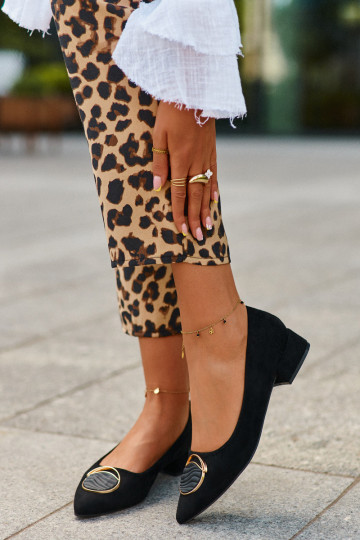 Schuhe mit niedrigem Absatz Z aus Öko-Wildleder S.Barski KV27-037 in der Farbe Schwarz