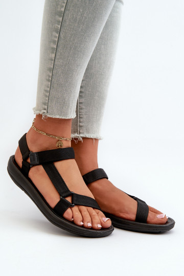 Damensandalen im sportlichen Stil mit Klebeverschlüssen in der Farbe Schwarz von Vilari 2