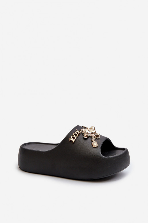 Damenhausschuhe Lengwa Leichte Hausschuhe mit schönen Details in der schwarzen Farbe Orchia Damenhausschuhe Lengwa Leichte Hausschuhe mit schönen Details in der schwarzen Farbe Orchia