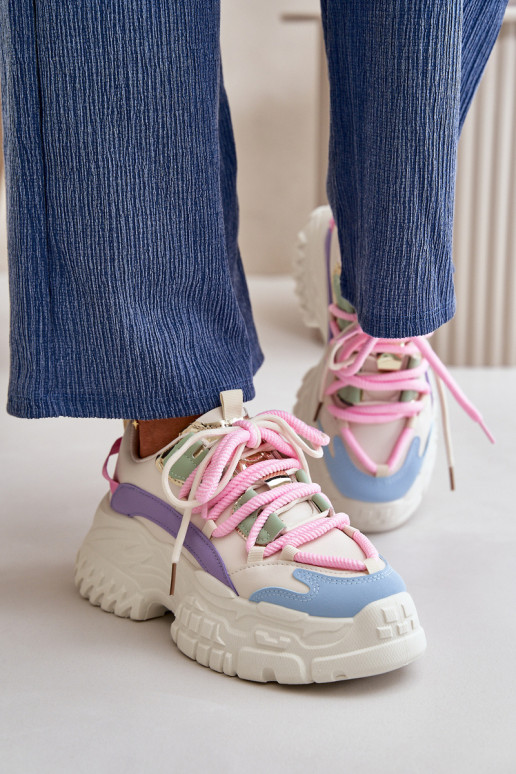 Sneakers Modellschuhe Damen mit modischen massiven Sohlen in verschiedenen Farben Nevela Sneakers Modellschuhe Damen mit modischen massiven Sohlen in verschiedenen Farben Nevela