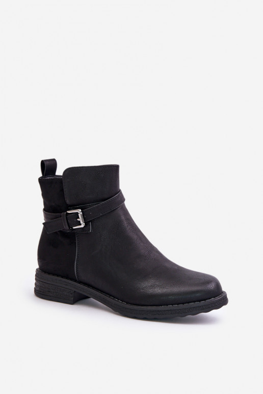Gewärmte Stiefel mit breiten Absätzen und Riemchen in der schwarzen Farbe Sabamessa Gewärmte Stiefel mit breiten Absätzen und Riemchen in der schwarzen Farbe Sabamessa