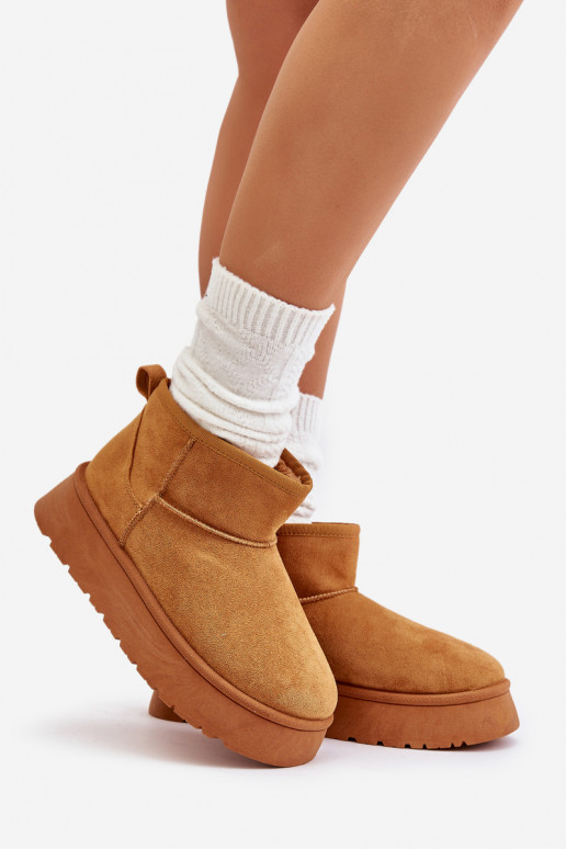 Niedrige Damen-Schneestiefel mit Plateausohle, innen mit Fell gefüttert, braune Farbe Saldren Niedrige Damen-Schneestiefel mit Plateausohle, innen mit Fell gefüttert, braune Farbe Saldren