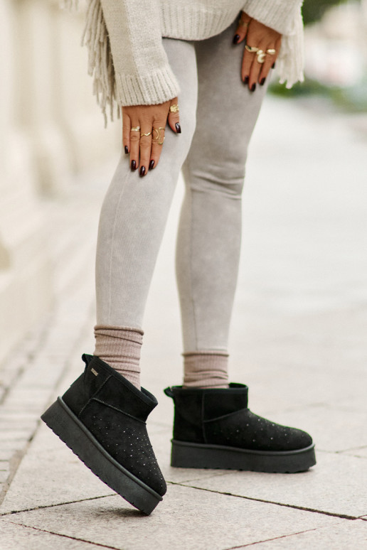 Schneestiefel Mit Dekoration mit einer Plattform Big Star OO274A105 schZuarze Farbe Schneestiefel Mit Dekoration mit einer Plattform Big Star OO274A105 schZuarze Farbe