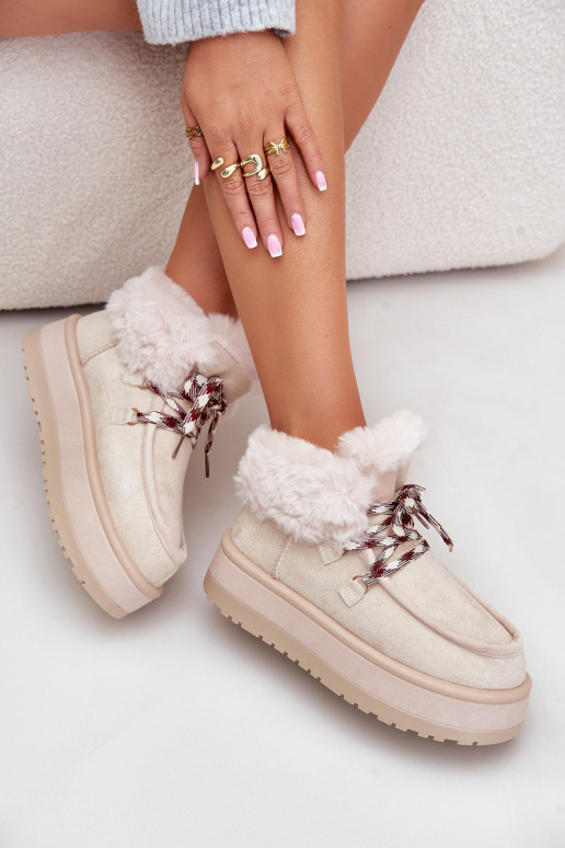 Niedrig Schneestiefel Feminin mit einer Plattform mit Pelzmantel elfenbeinfarbe Neathren