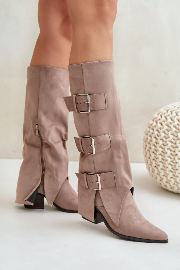 Stiefel mit Absätzen Z INyZuiniętą CholeZuką I mit Schnallenmi Beige Vamissa 2