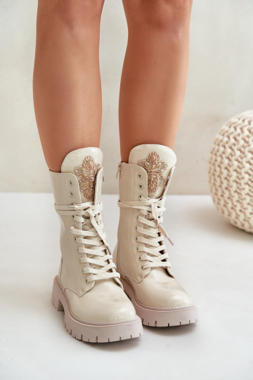 mit Lackeffekt sich Zuarm laufen Arbeitsstiefeletten mit Ornamenten Beige Kelilea