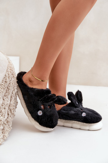 Pantoffeln mit Pelzmotiv „Króliczka“ in Schwarz Inga 2