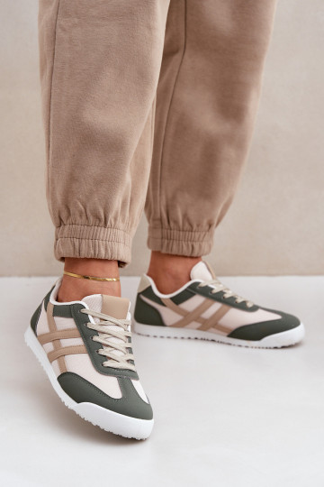 Niedrige Sportschuhe in sand-grüner Ausführung von Eezore 2
