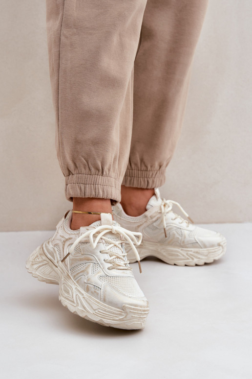 Sneakers Stilvollllschuhe Feminin Z Przetarciami mit einer Plattform Beige SeladZuen