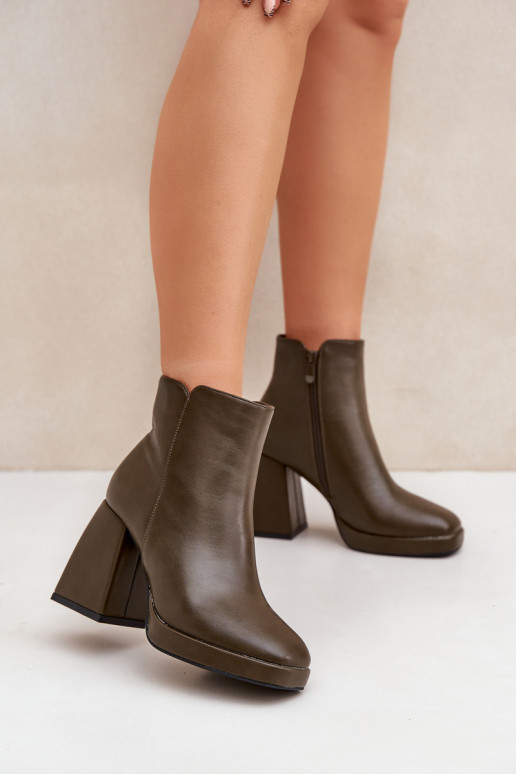 Stiefeletten mit Absatz aus Eco-Leder in Khaki Selarae
