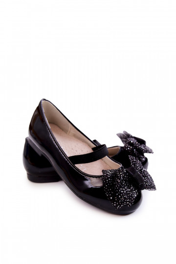 Schuhe mit Schleifen in... 2