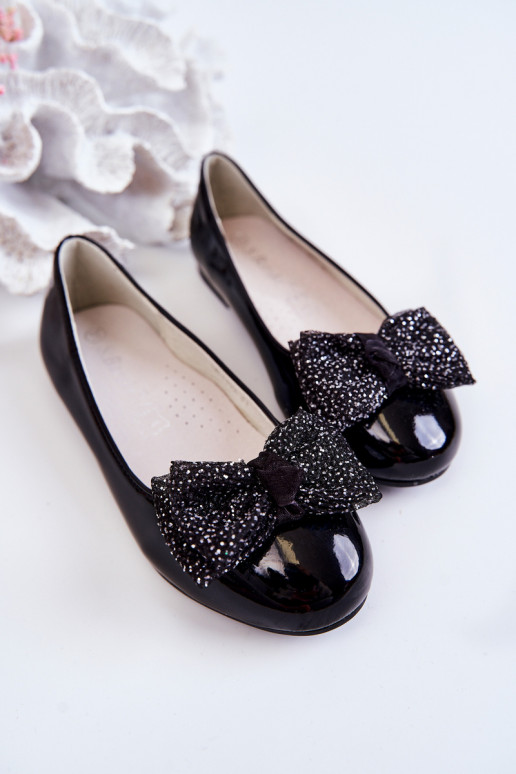 Schuhe mit Schleifen in Schwarz Zolly Schuhe mit Schleifen in Schwarz Zolly