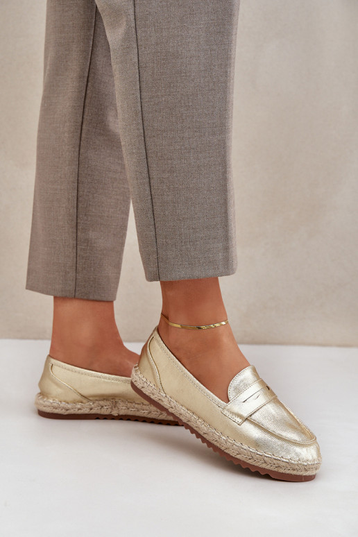 Espadrilles Mit JutoZua Plecionką Auf flacher Sohle goldene Farbe Shilova