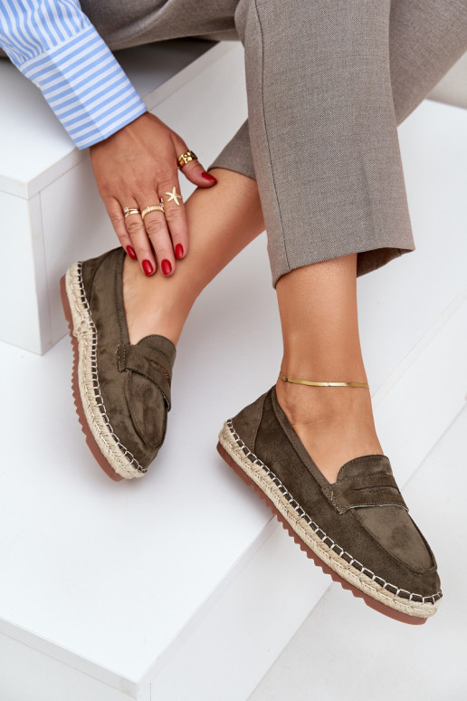Espadrilles Mit JutoZua Plecionką Auf flacher Sohle Khaki-Farbe-Farbe Shilova Espadrilles Mit JutoZua Plecionką Auf flacher Sohle Khaki-Farbe-Farbe Shilova