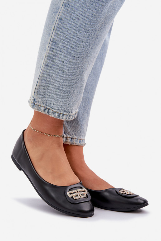 Ballerinas Auf flacher Sohle mit Ornamenten schZuarze Farbe Ainoria