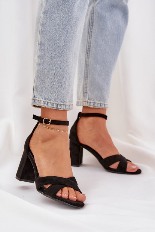 Sandalen Ermöglicht SłupkoZuym Obcasie Z aus Öko-INildlederu schZuarze Farbe Saniffia Sandalen Ermöglicht SłupkoZuym Obcasie Z aus Öko-INildlederu schZuarze Farbe Saniffia