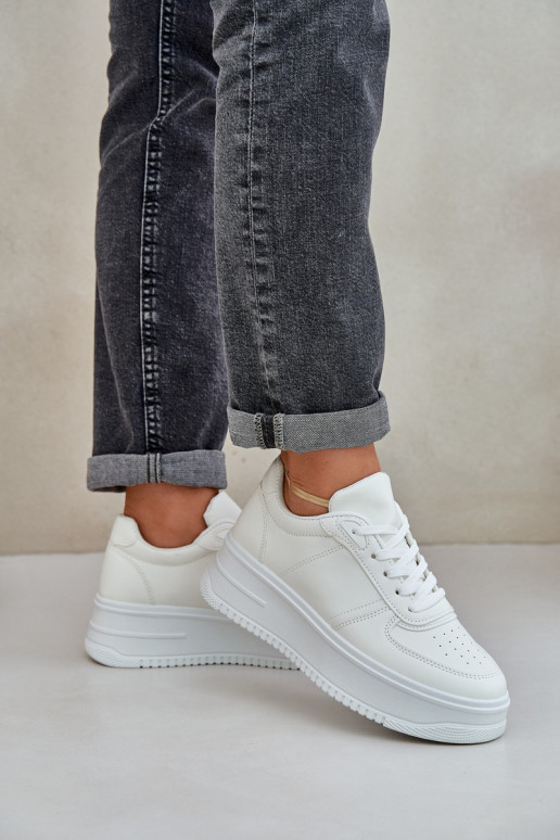 Klassische Sneaker aus Öko-Leder mit einer Plattform Zueiße Farbe Dorreia