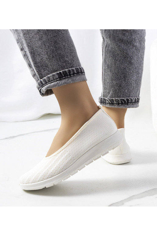 Beige Sneaker „Meeri“