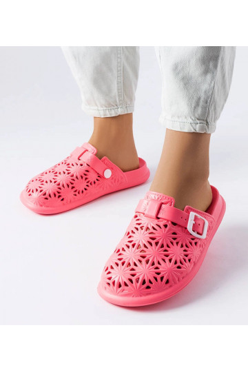 Rote Peverell-Flip-Flops...