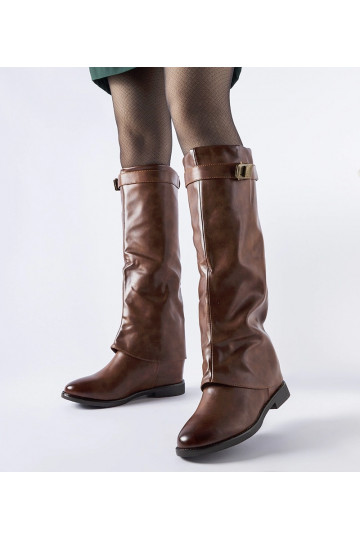 Braune warme Stiefel mit...