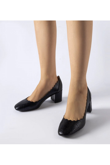 Schwarze Pumps mit...