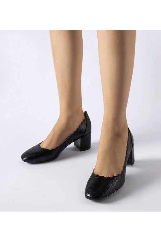 Schwarze Pumps mit Blockabsatz von...