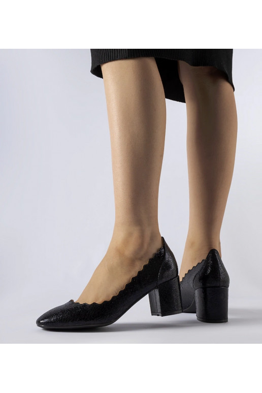 Schwarze Pumps mit Blockabsatz von...