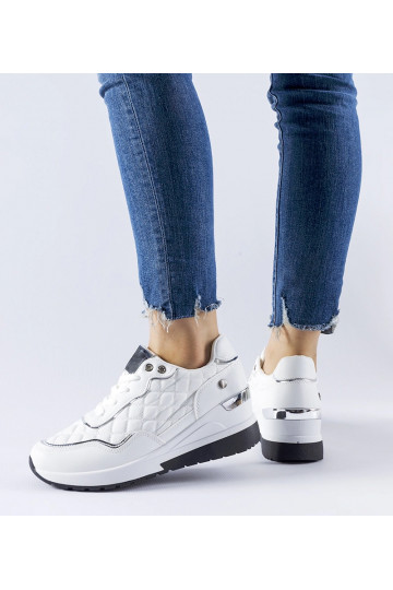 Weiße gesteppte... 2