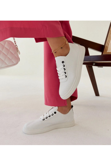 Weiße Sneaker aus Ökoleder...