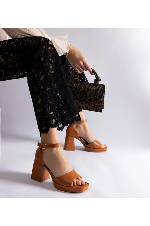 Braune Isolina Sandalen mit klobigem...