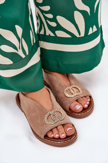 Damen-Sandalen mit Ornamenten und breiten Absätzen aus Eko-Suede in sand Ralisses