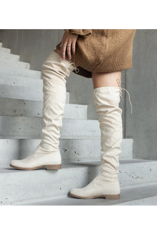 Beige lange Stiefel auf Plateau aus...